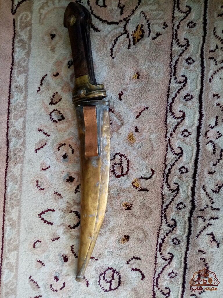 خنجر قدیمی با غلاف برنجی دست ساز