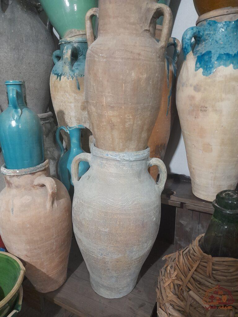 کلکسیون انواع خمره،کوزه و لانجین وگلدون قدیمی