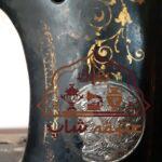 چرخ خیاطی قدیمی