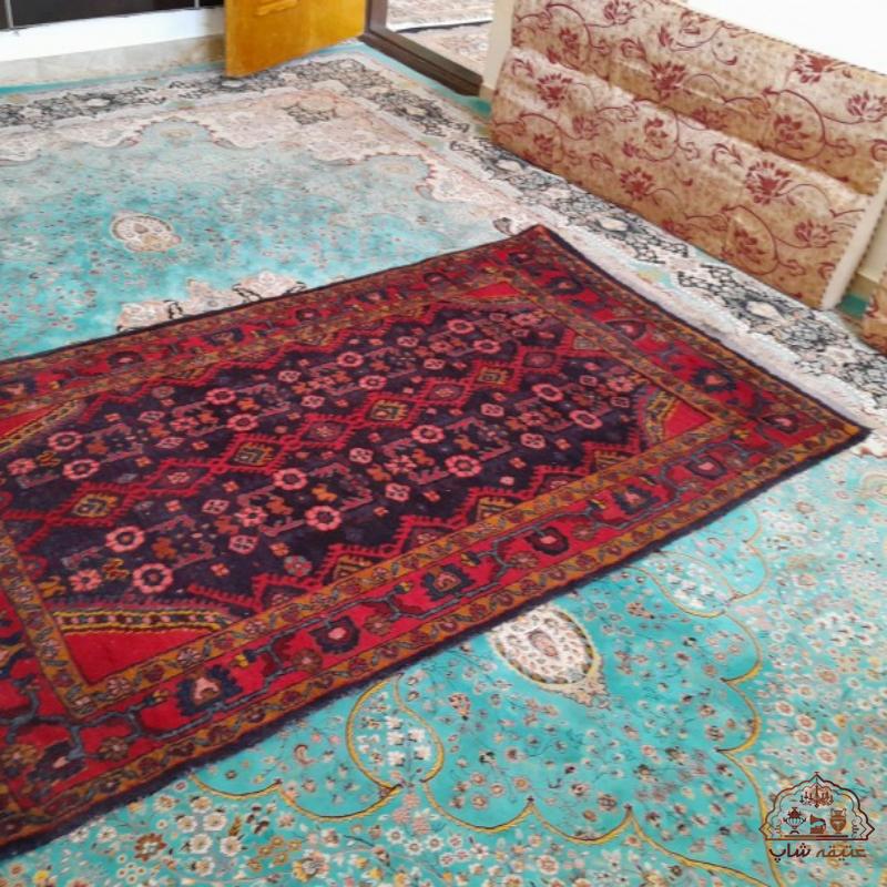 قالیچه قدیمی پشمی